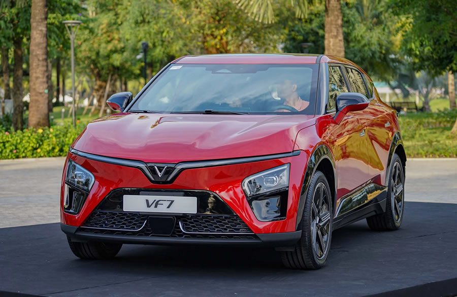 Cho thuê xe ô tô điện Vinfast VF7 chỗ ở Vinh, Nghệ An